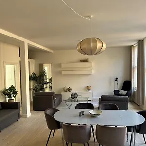 https://apartmentincopenhagen-apartment-1550.copenhagenhotelselect.com